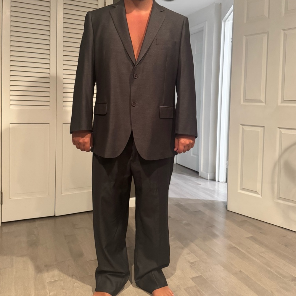 Elegant Charcoal Men's Suit